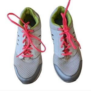 Vionic Venture Walker White Gray Sneakers Size 8.5